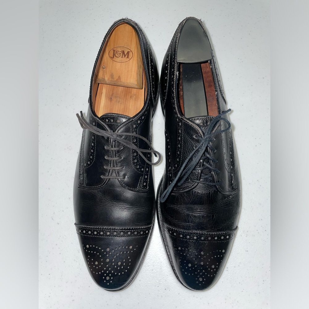 Allen Edmond’s Sanford Cap Toe Oxfords Size 9